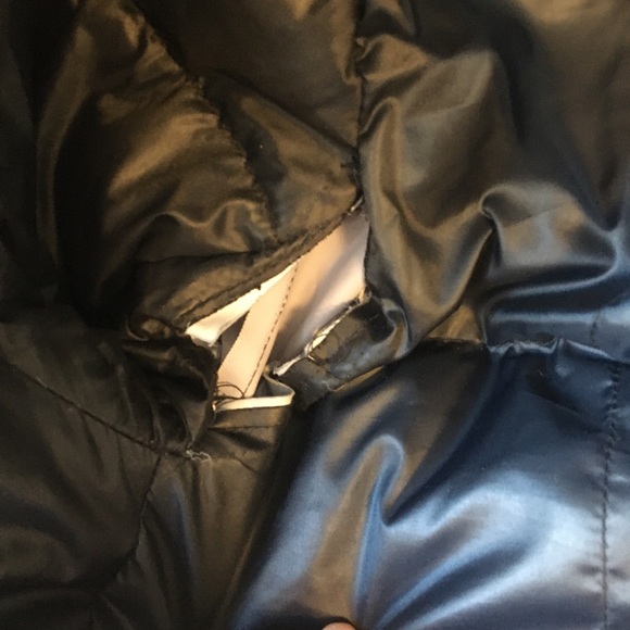 Aritiza jacket - Picture 6 of 11